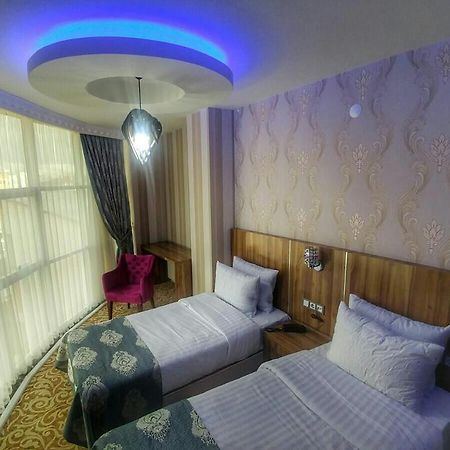 Crystall Hotel 凡城 外观 照片