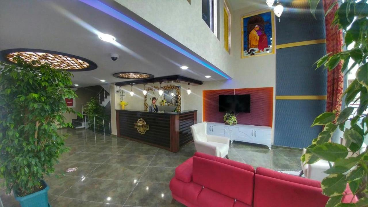 Crystall Hotel 凡城 外观 照片