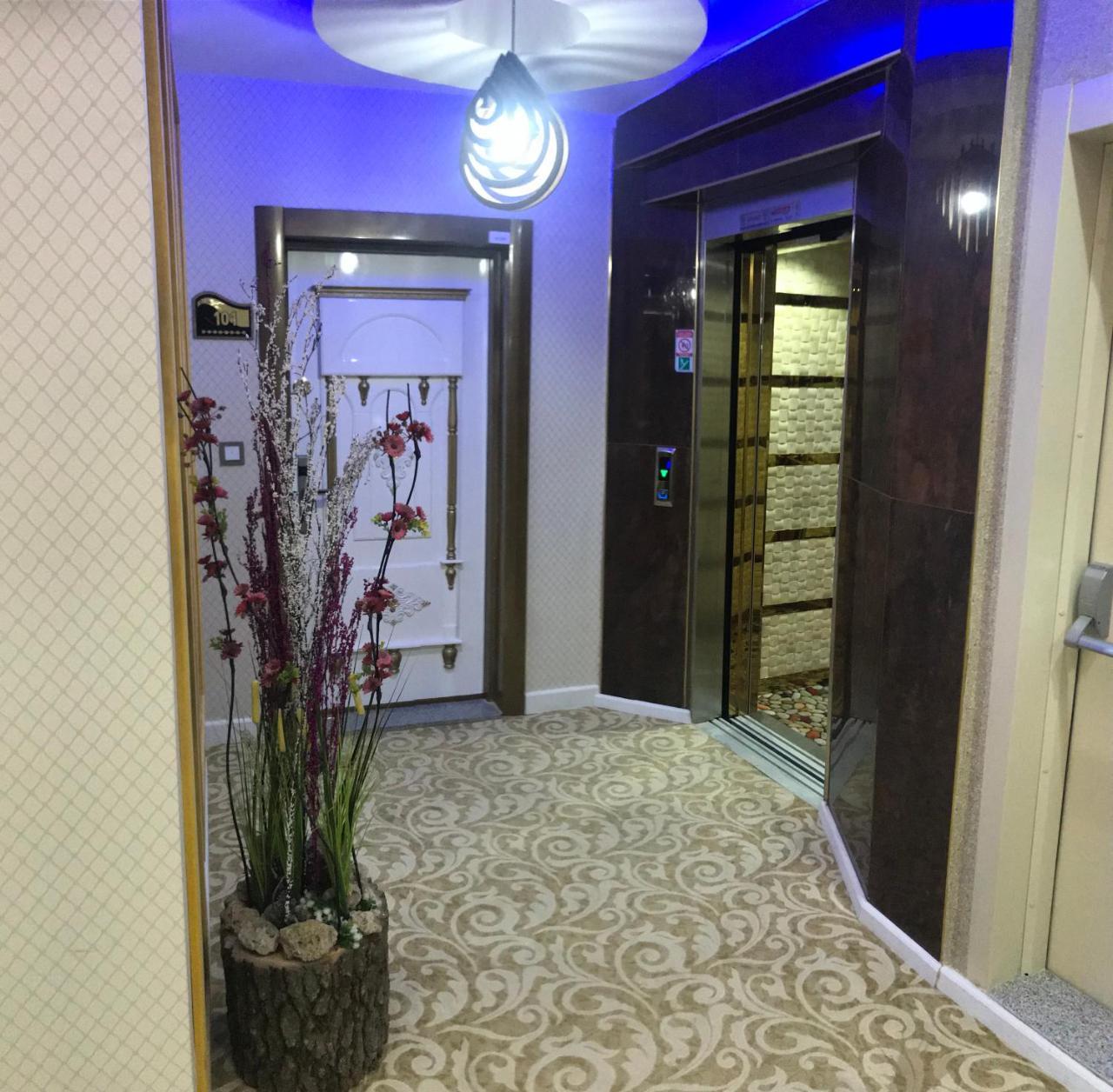 Crystall Hotel 凡城 外观 照片